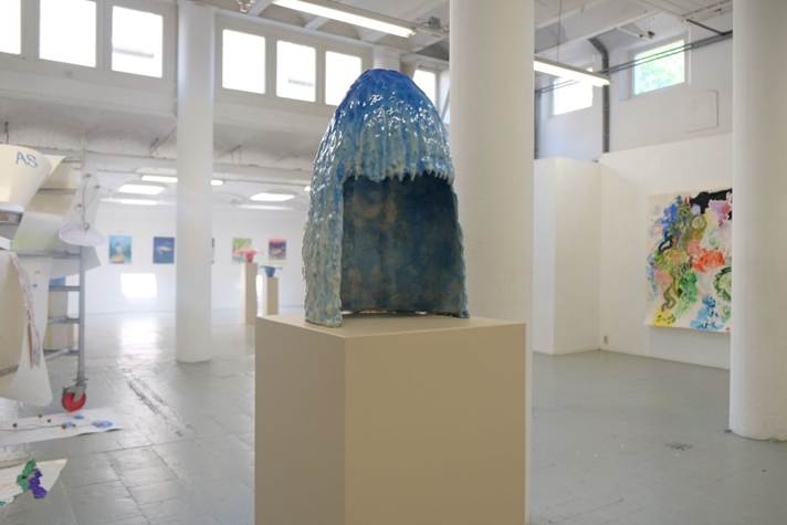 Afbeelding met overdekt, kunst, muur, expositie

Door AI gegenereerde inhoud is mogelijk onjuist.