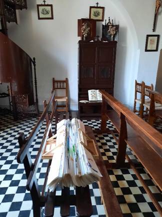 Afbeelding met overdekt, muur, tafel, vloer

Door AI gegenereerde inhoud is mogelijk onjuist.