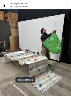 Afbeelding met tekst, kleding, tafel, schermopname

Door AI gegenereerde inhoud is mogelijk onjuist.